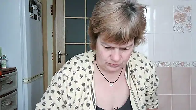 Ettie Tonia online show from February 15, 2025, 1:49 pm