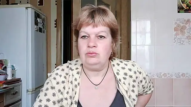 Ettie Tonia online show from March 11, 2025, 9:02 am