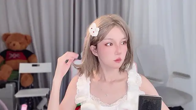 AnAn-520 online show from April 7, 2026, 2:45 am