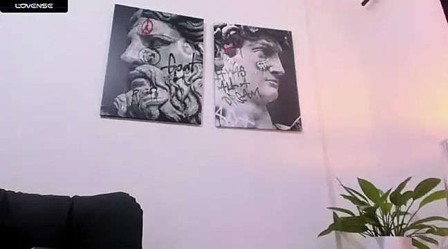 CruzVega online show from December 11, 2024, 2:30 am