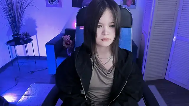 Elainebeness online show from January 15, 2026, 1:32 am