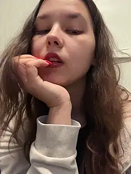 PoppyRobinson online show from December 27, 2024, 11:39 am