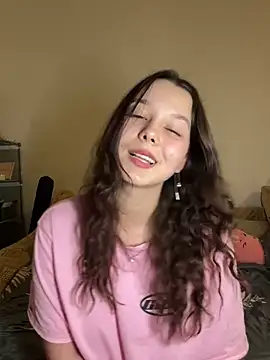 PoppyRobinson online show from January 11, 2025, 6:12 pm