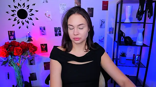 JaneWyatt online show from March 15, 2025, 4:35 am