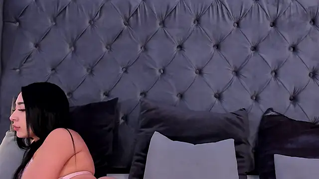 julieta jewel online show from January 18, 2025, 1:08 pm