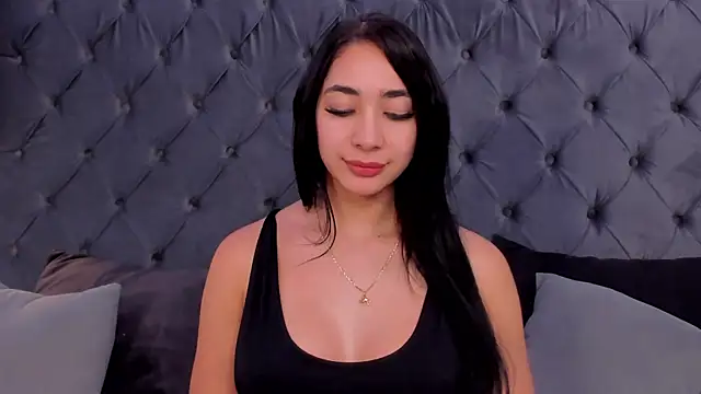 julieta jewel online show from March 3, 2025, 9:55 am