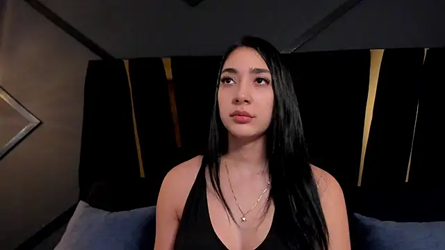 julieta jewel online show from October 15, 2025, 1:33 pm