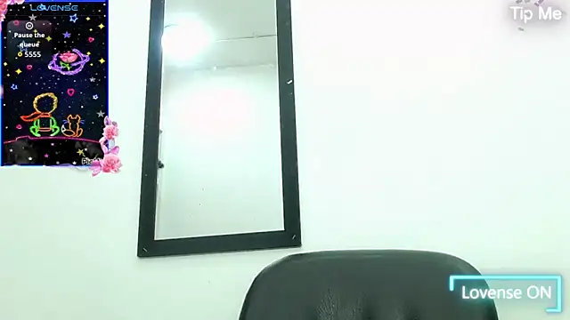 ttimy x boy online show from September 24, 2025, 4:27 am