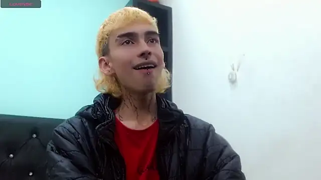 ttimy x boy online show from April 5, 2026, 8:06 pm