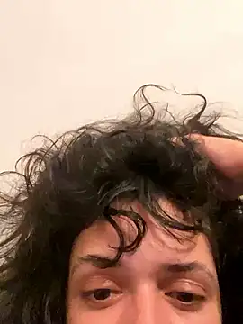 Snapshot of magalunabb chatting on December 6, 2024, 12:45 am magalunabb online show from December 6, 2024, 12:45 am