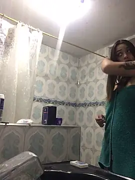 Miss oliviaa online show from January 28, 2025, 8:58 pm