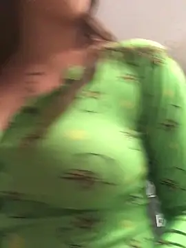 Miss oliviaa online show from October 23, 2025, 12:48 pm