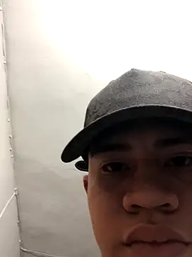 logannth online show from December 1, 2025, 10:09 am