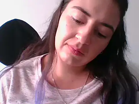  karlie kloss  online show from January 26, 2025, 7:20 pm