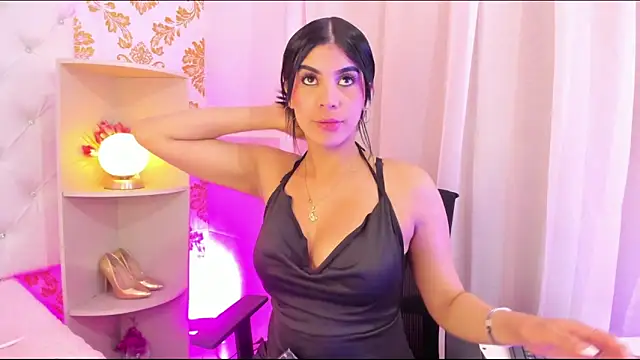 emaa lambert online show from November 12, 2025, 11:58 pm