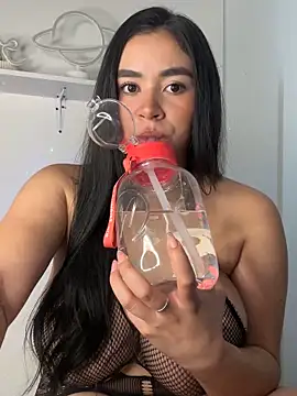 kristynmassey online show from March 12, 2026, 8:26 pm