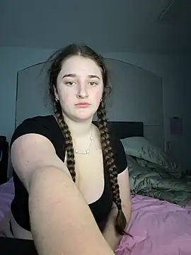 MarcusAndMarissa4ev online show from January 17, 2025, 8:02 am