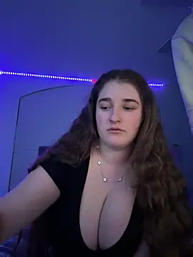 MarcusAndMarissa4ev online show from February 18, 2025, 9:43 am