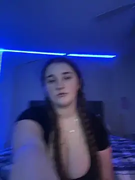 MarcusAndMarissa4ev online show from February 21, 2025, 10:28 am