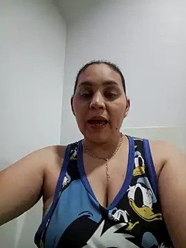 Snapshot of MirandaSoto chatting on May 2, 2026, 4:06 am MirandaSoto online show from May 2, 2026, 4:06 am