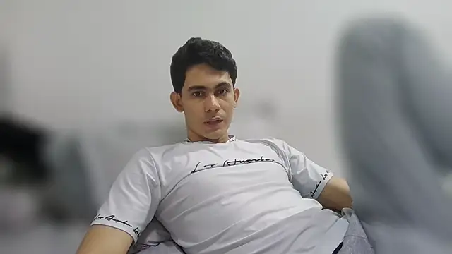 alexispaez457062 online show from May 26, 2026, 2:07 am