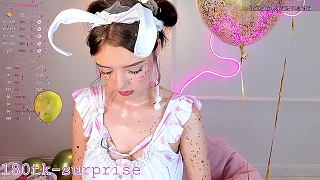 Snapshot of ellyford chatting on December 6, 2024, 5:22 pm ellyford online show from December 6, 2024, 5:22 pm