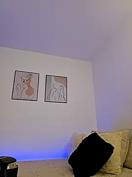 VictoriaEvaans  online show from March 12, 2025, 7:59 pm