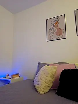 VictoriaEvaans  online show from October 9, 2025, 10:41 pm