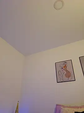 VictoriaEvaans  online show from November 22, 2025, 10:42 pm