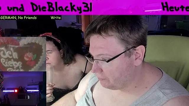 Snapshot of der_alex38 chatting on February 17, 2025, 9:30 pm der alex38 online show from February 17, 2025, 9:30 pm