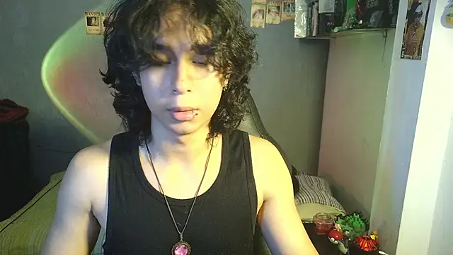 kairozz online show from March 10, 2025, 1:43 pm