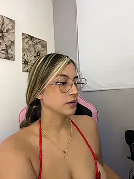 Issabela G1 online show from April 5, 2026, 2:53 am