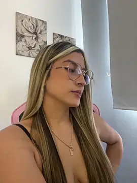 Issabela G1 online show from April 16, 2026, 6:09 pm