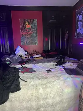 Snapshot of Luluof chatting on February 17, 2025, 8:19 am Luluof online show from February 17, 2025, 8:19 am