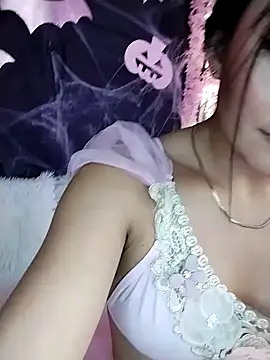 Nanda Vixen online show from October 15, 2025, 3:28 am