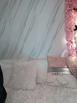 Nanda Vixen online show from December 16, 2025, 7:19 pm