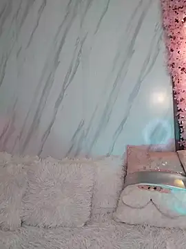 Nanda Vixen online show from December 17, 2025, 10:16 pm