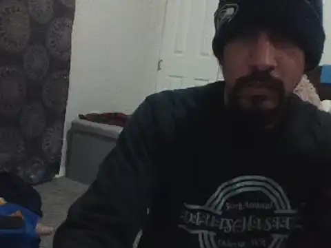 Snapshot of Curved4Pleasure chatting on January 19, 2025, 3:50 am Curved4Pleasure online show from January 19, 2025, 3:50 am