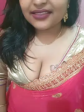 Snapshot of Ashwini_Gowda_91 chatting on December 12, 2024, 8:10 pm Ashwini Gowda 91 online show from December 12, 2024, 8:10 pm