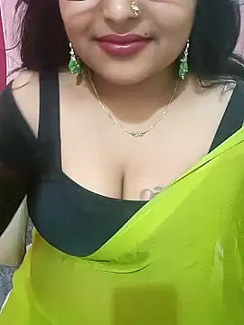 Snapshot of Ashwini_Gowda_91 chatting on December 13, 2024, 4:49 pm Ashwini Gowda 91 online show from December 13, 2024, 4:49 pm