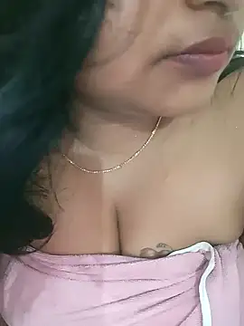 Snapshot of Ashwini_Gowda_91 chatting on December 21, 2024, 5:58 am Ashwini Gowda 91 online show from December 21, 2024, 5:58 am