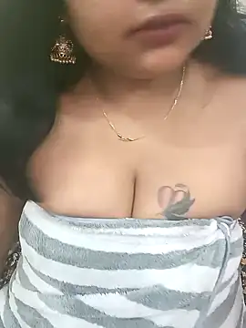 Snapshot of Ashwini_Gowda_91 chatting on January 5, 2025, 4:36 am Ashwini Gowda 91 online show from January 5, 2025, 4:36 am