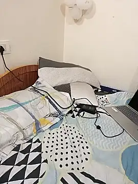 Snapshot of Ashwini_Gowda_91 chatting on February 16, 2025, 4:32 pm Ashwini Gowda 91 online show from February 16, 2025, 4:32 pm