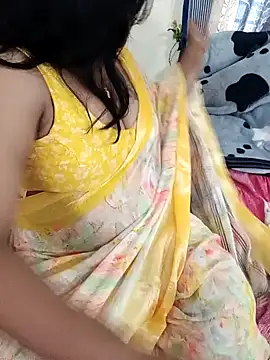 Snapshot of Ashwini_Gowda_91 chatting on March 23, 2025, 5:32 am Ashwini Gowda 91 online show from March 23, 2025, 5:32 am