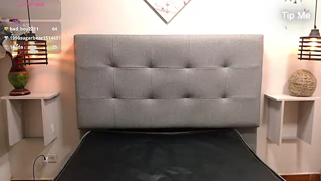 Snapshot of Cheelsea_ chatting on December 30, 2024, 12:43 am Cheelsea  online show from December 30, 2024, 12:43 am