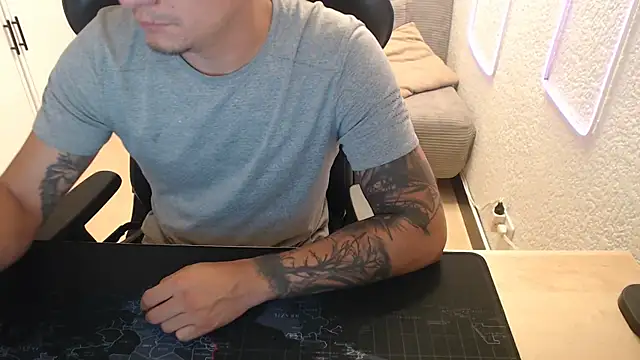 team dinamite69 online show from February 24, 2026, 12:03 pm