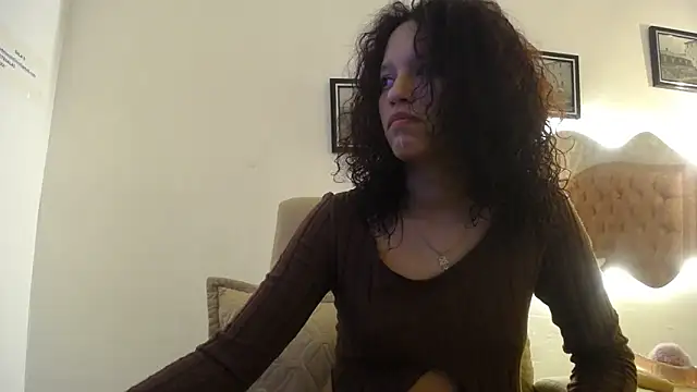 LAURA SMIITH online show from March 12, 2025, 6:55 pm