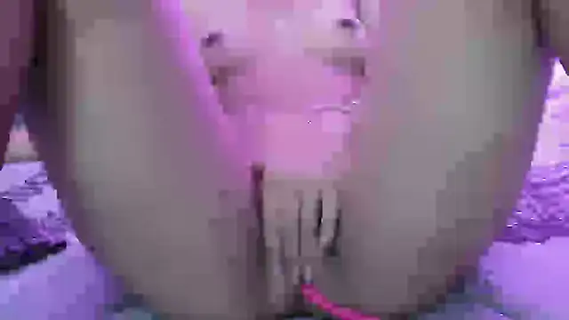 LAURA SMIITH online show from March 13, 2025, 10:32 pm