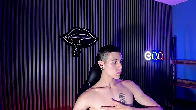 Jefer rick  online show from March 12, 2025, 3:24 am