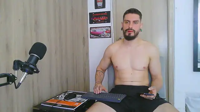 Aaron kwok28 online show from February 16, 2026, 10:06 pm